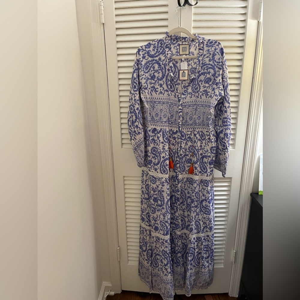 Alicia Bell Floral Maxi Dress - NWT, size Medium, lavender and white pattern